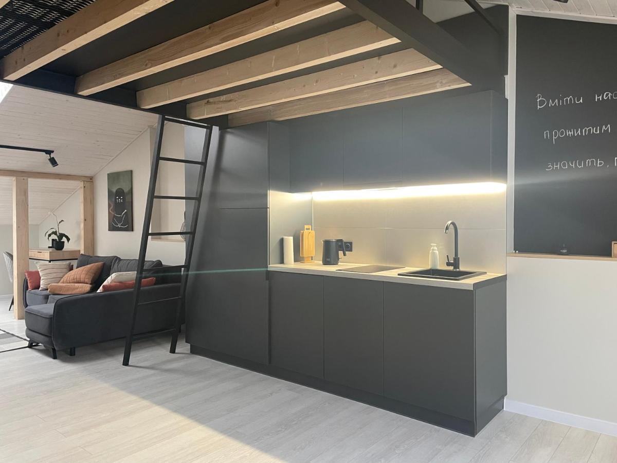 «Гори́Ще На Площі Польський Ринок» Appartement Kamjanets-Podilsky Buitenkant foto