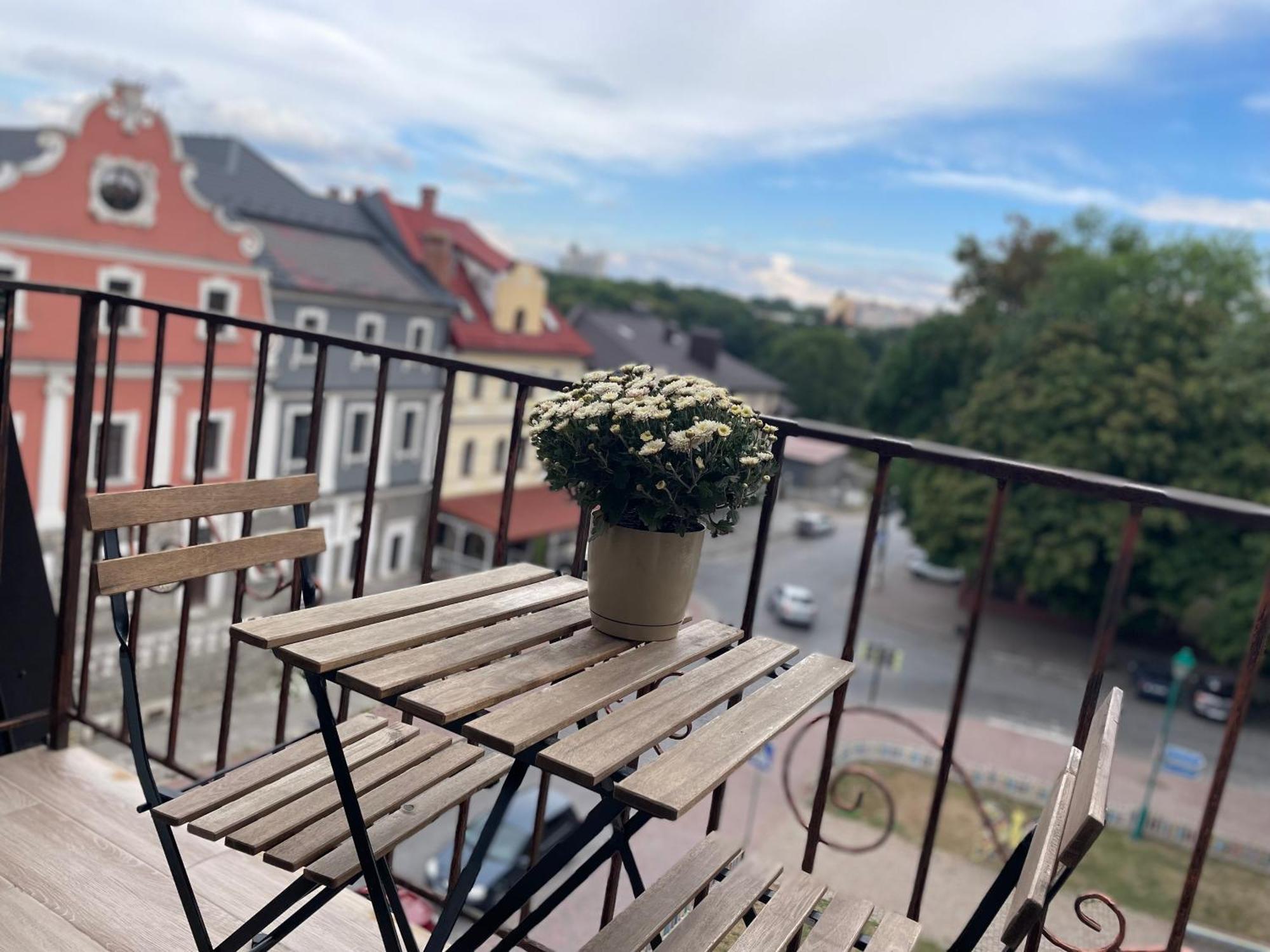 «Гори́Ще На Площі Польський Ринок» Appartement Kamjanets-Podilsky Buitenkant foto